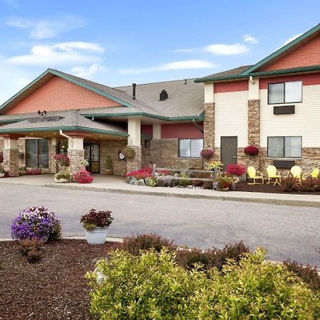 Super 8 by Wyndham Eveleth Motel Eksteriør billede