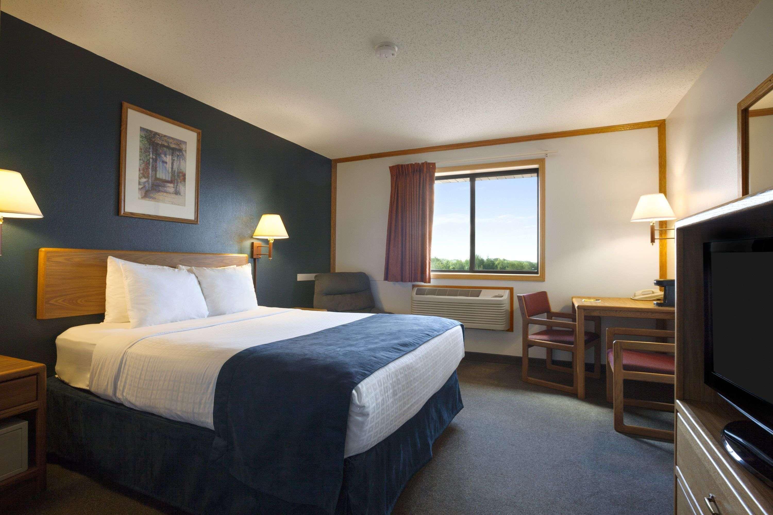 Super 8 by Wyndham Eveleth Motel Eksteriør billede